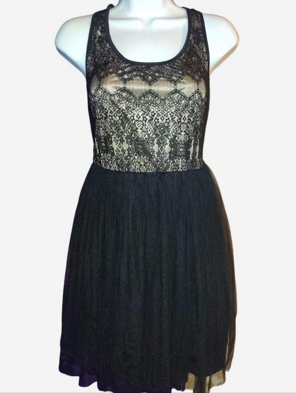 Sleeveless Black Lace Bodice Tulle Skirt Dress